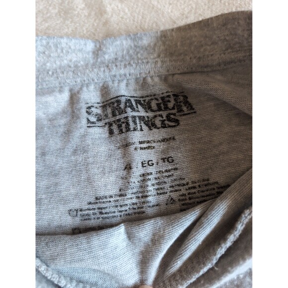 Super soft stranger things long sleeve camp know where size M/L - Picture 2 of 6